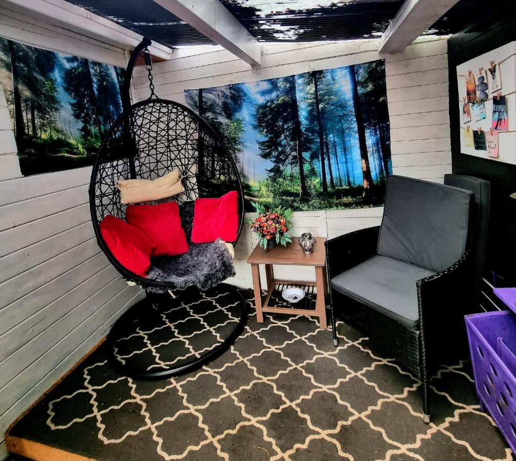 Chalet Op Een Rustig Park In De Natuur Putten Εξωτερικό φωτογραφία
